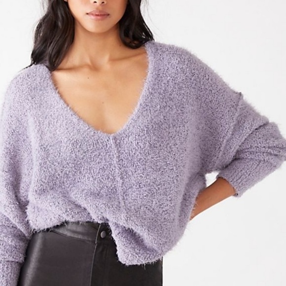 Free People Sweaters - Free People Fuzzy Knit Soft Lavender V Neck Icing Sweater